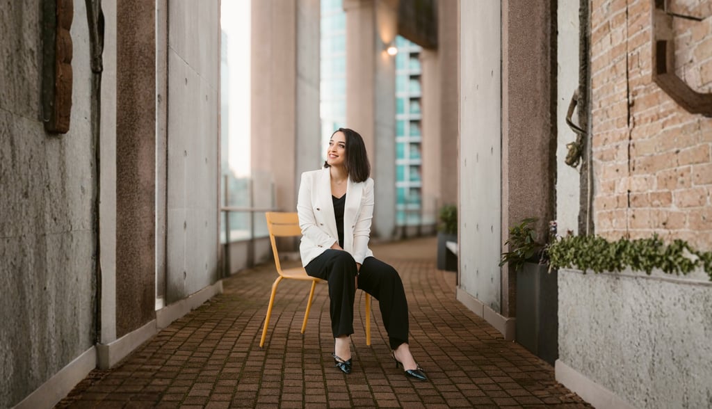 Maliheh Ghaneei Career Strategy Expert Charsoo Group ملیحه قانعی، متخصص شغلی و بنیان‌گذار چارسو