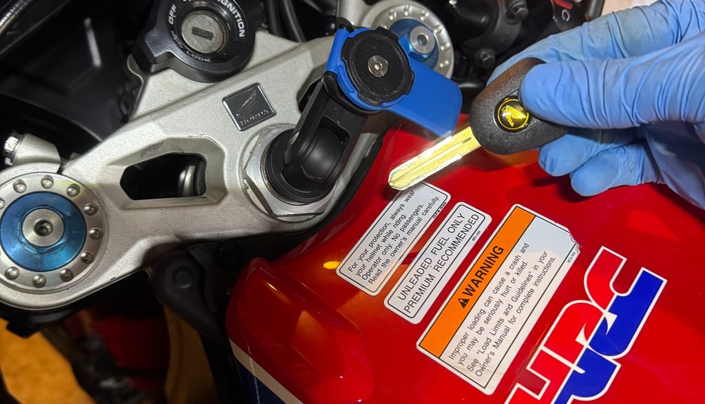 Honda High Security key cut from scratch