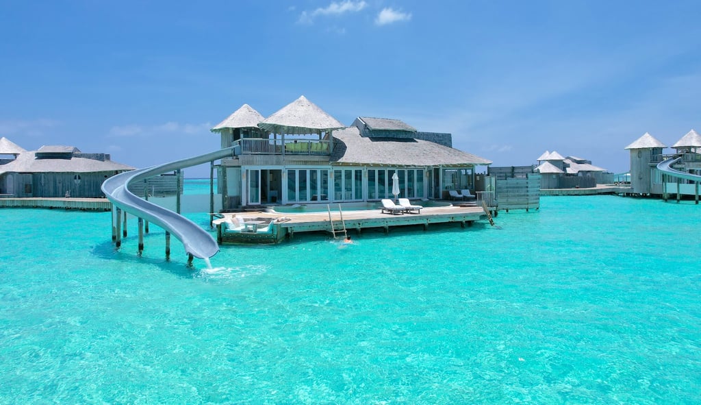 soneva-jani-drone-villa