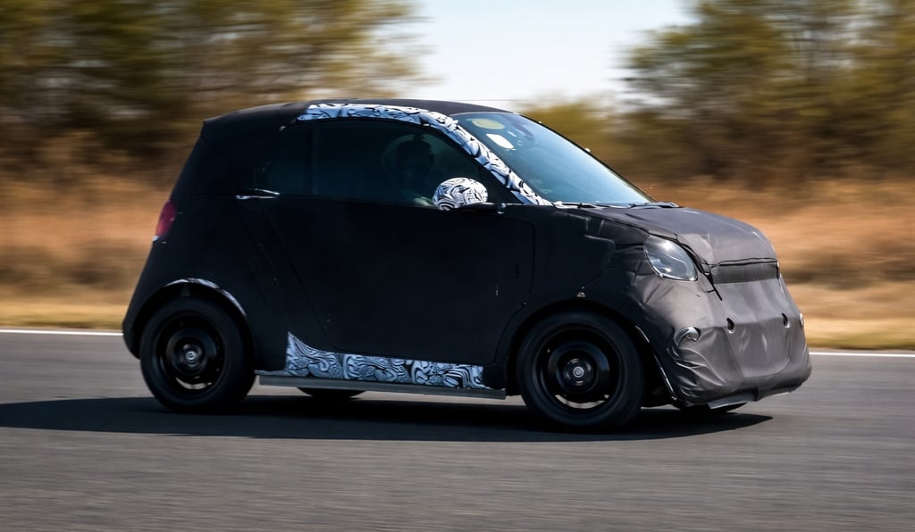 Smart #2 elétrico 2026 flagrado em testes na estrada destacando novo modelo compacto urbano