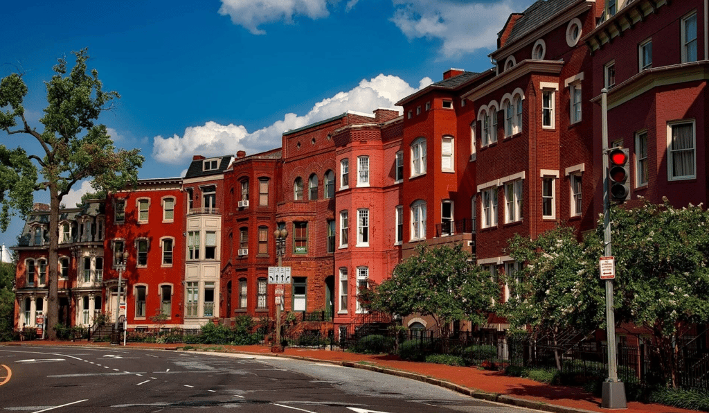 Federal Layoffs and the Ripple Effect on Rental Markets in Government-Heavy Regions