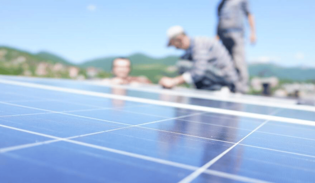 House GOP’s Green Energy Tax Credit Cuts: A Threat to Renewable Energy Jobs?