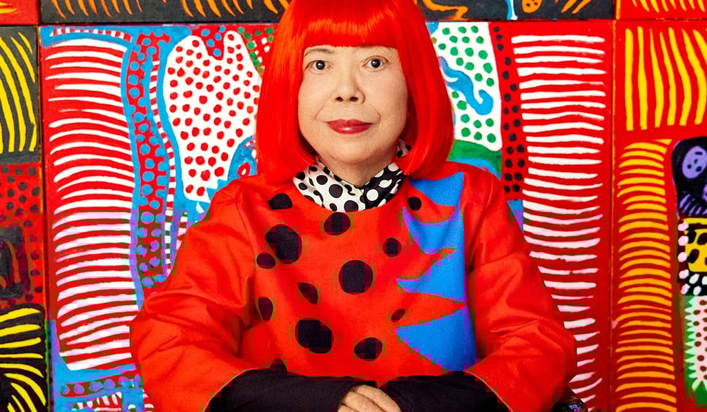 Fotografia da artista Yayoi Kusama
