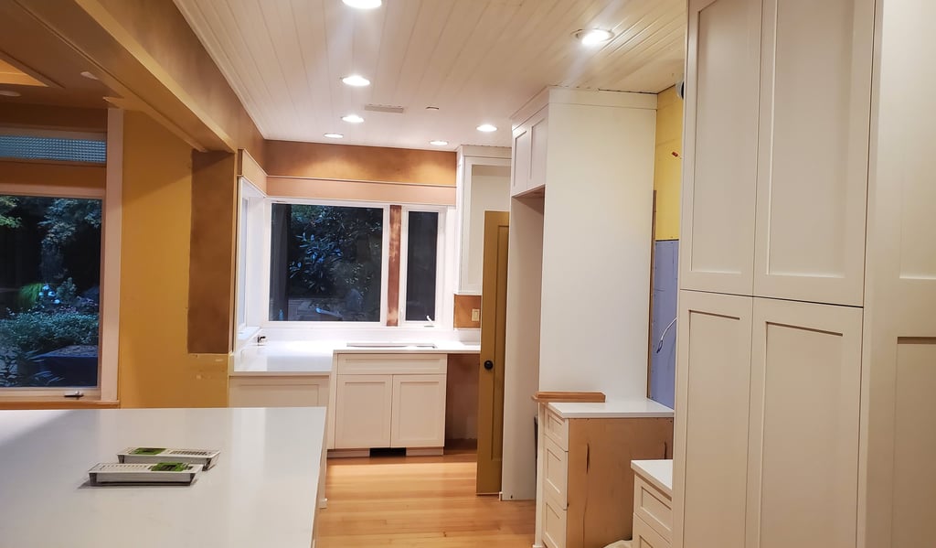 During work picture of a kitchen