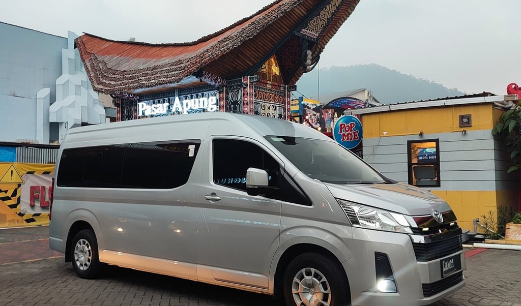 Sewa - mobil - wisata - surabaya - batu