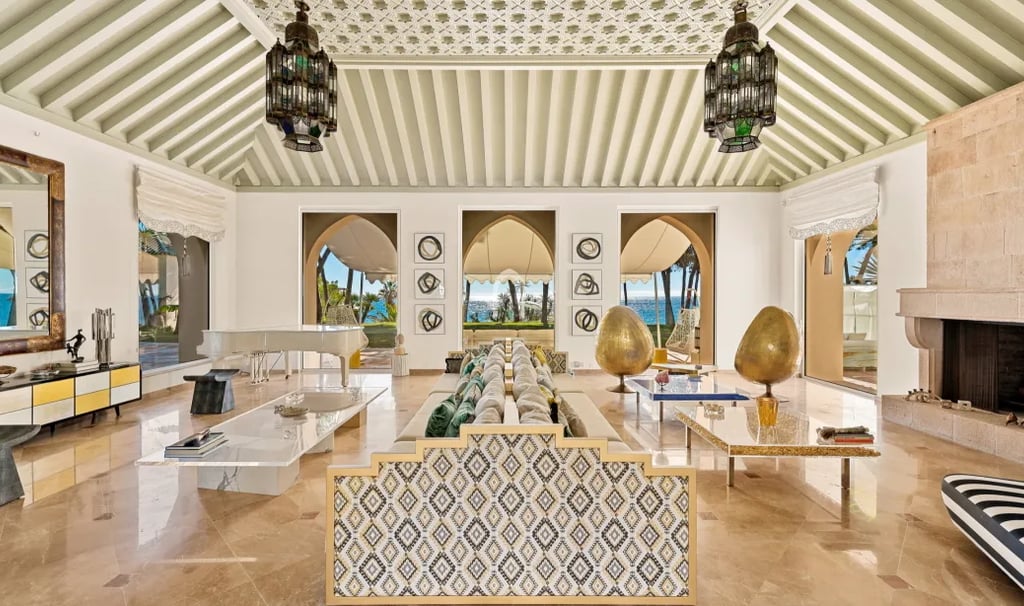 Living room at Villa El Rincon with Moroccan accents and sea views