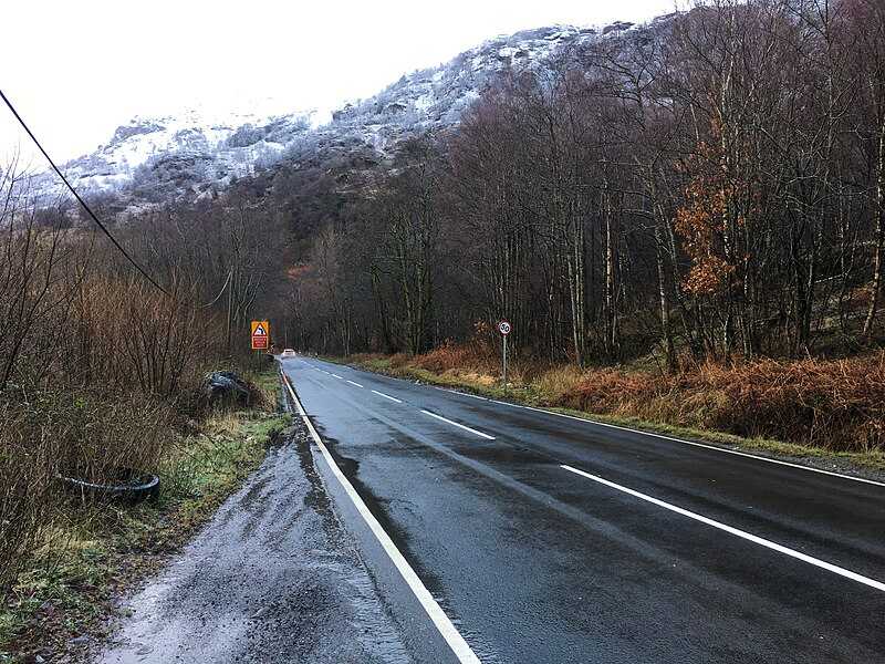 A82 along Loch Lomond - credit: Wikimedia