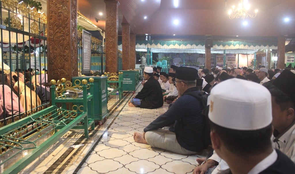 Ziarah Makam Wali 9 PPM Daqu Al Karim Baturraden