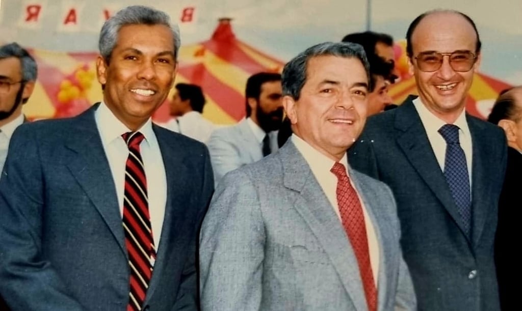 Pedro Bonett Locarno, Agusto Lopez Valencia (Presidente de Bavaria) y Gabriel Jaime Arango 
