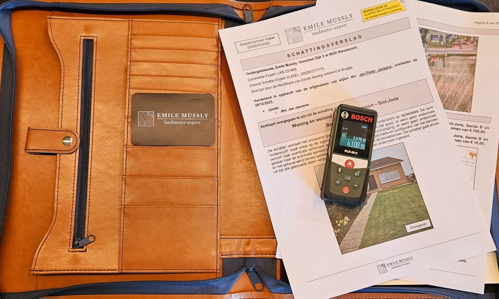 Landmeter-expert / Schatter-expert VLABEL Emile Mussly