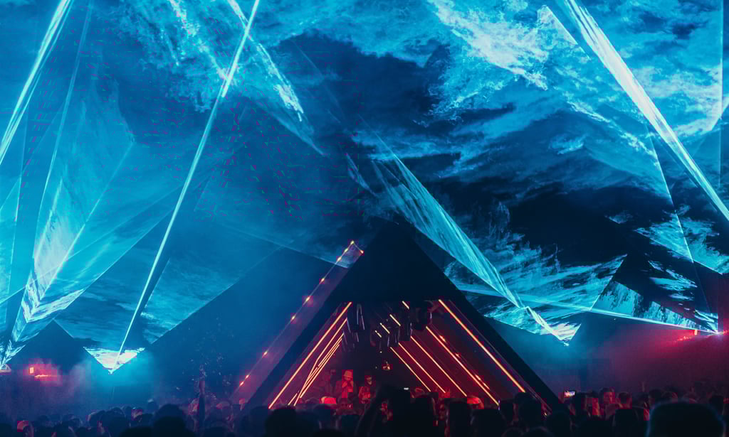 Paradox Lasers laser light show and laser hire in Wales, UK for Gottwood Festival
