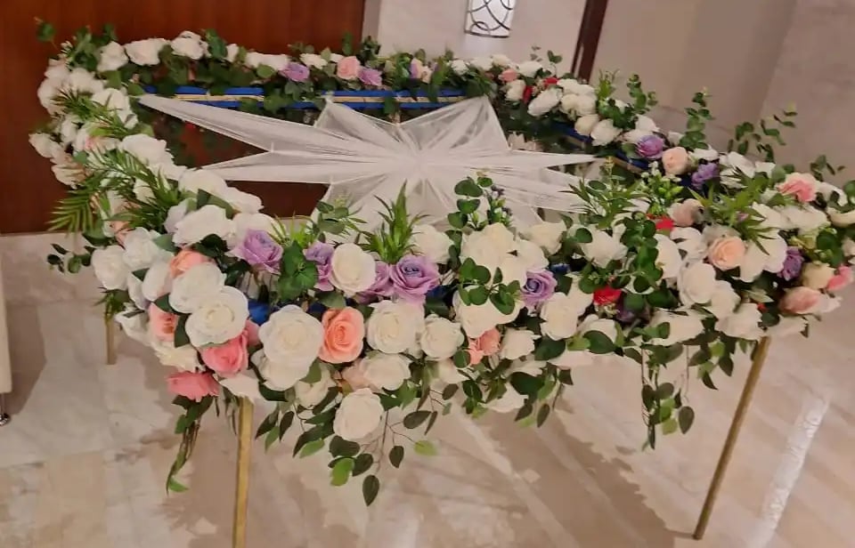 floral decorations, artificial flower decoration