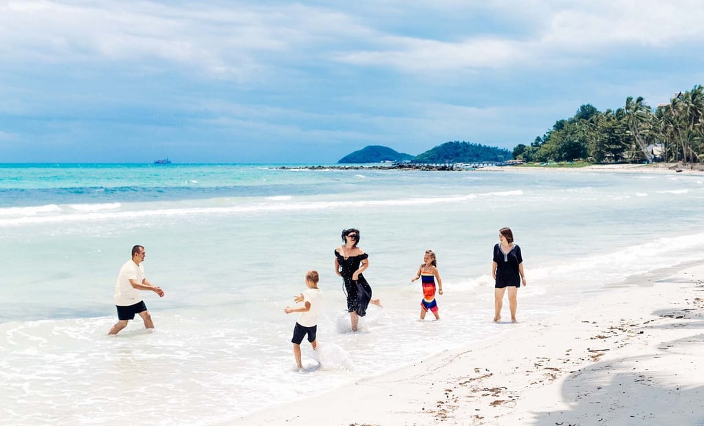 Семейная фотосессия с детьми на пляже Бай Сао, Фукуок