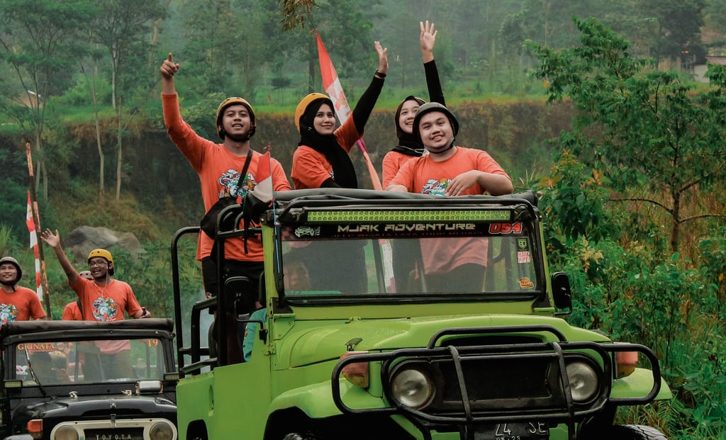 Lava Tour Merapi murah dan seru di Yogyakarta