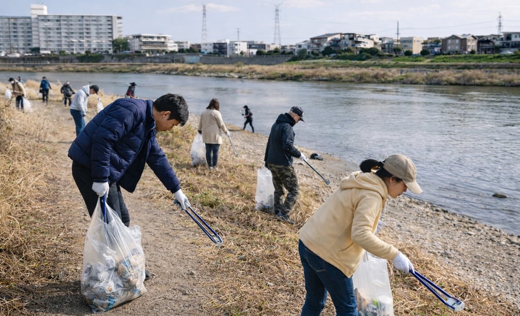 大和川流域でゴミ掃除をしているイメージ画像｜堺市のニュースならサカイタイムズ