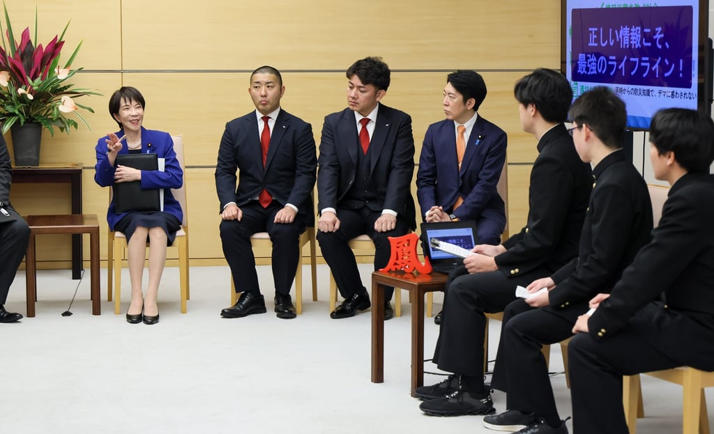 第3回全国高校生政策甲子園最優秀受賞チームの内閣総理大臣への提言の様子｜堺市のニュースならサカイタイムズ