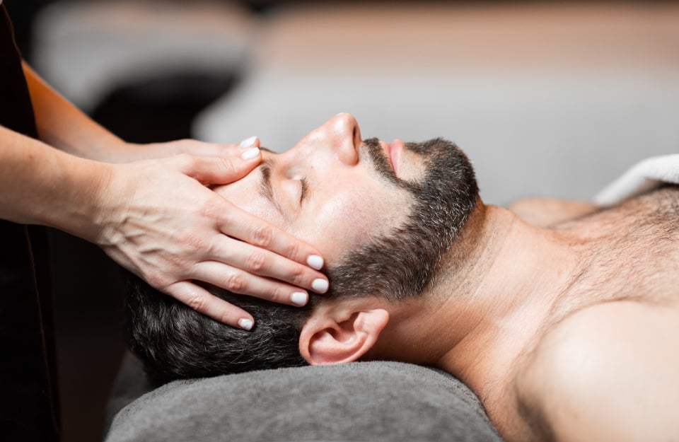 Masajes con Aromaterapia para Aliviar el Dolor Muscular fisioterapia playa del carmen