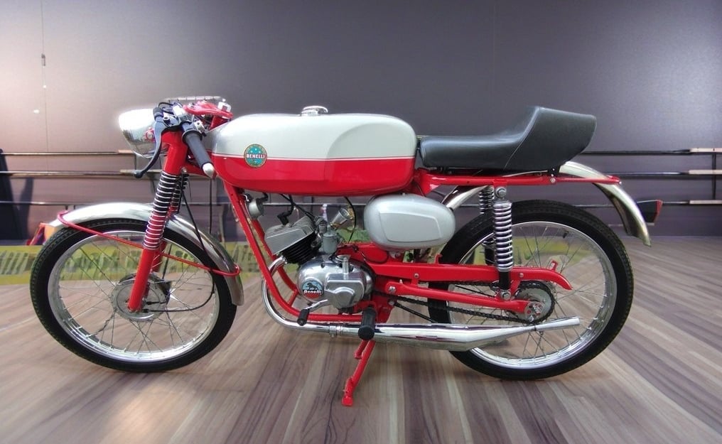 1967 Benelli Sprint 4V Sports Moped