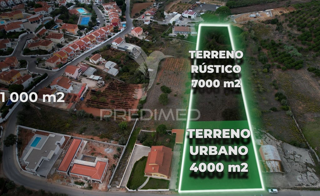 Terreno de 11000 metros quadrados em Alenquer