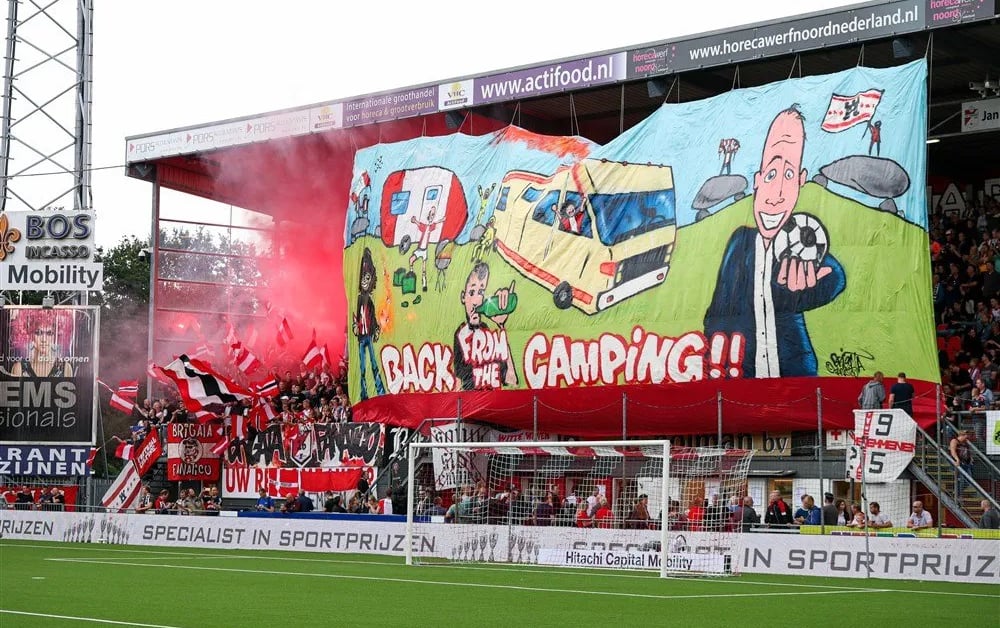 Jubelnder FC-Groningen-Fan im Nordderby