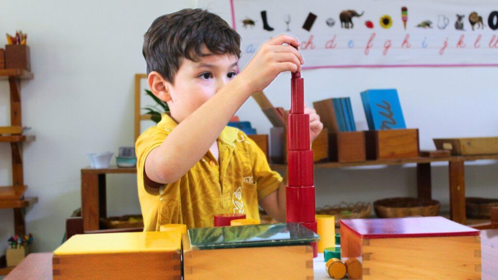 educación Montessori Escuela Montessori Método Montessori