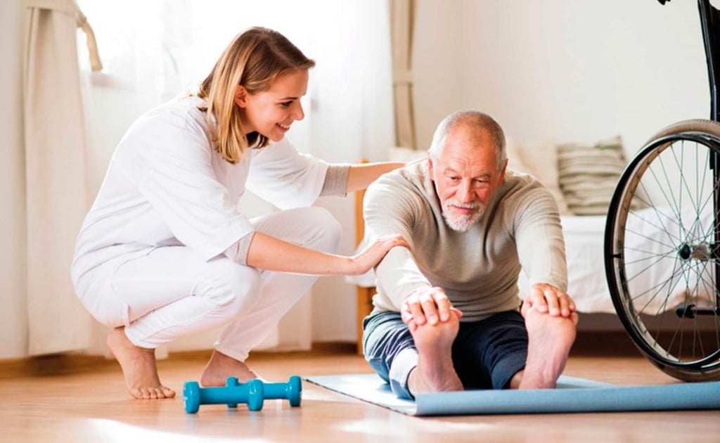 Beneficios de la Fisioterapia Ancianos rehabilitación muscular para adultos mayores 