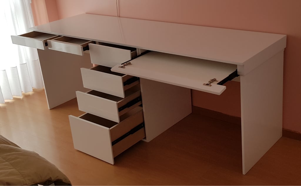 Escritorio maquillador