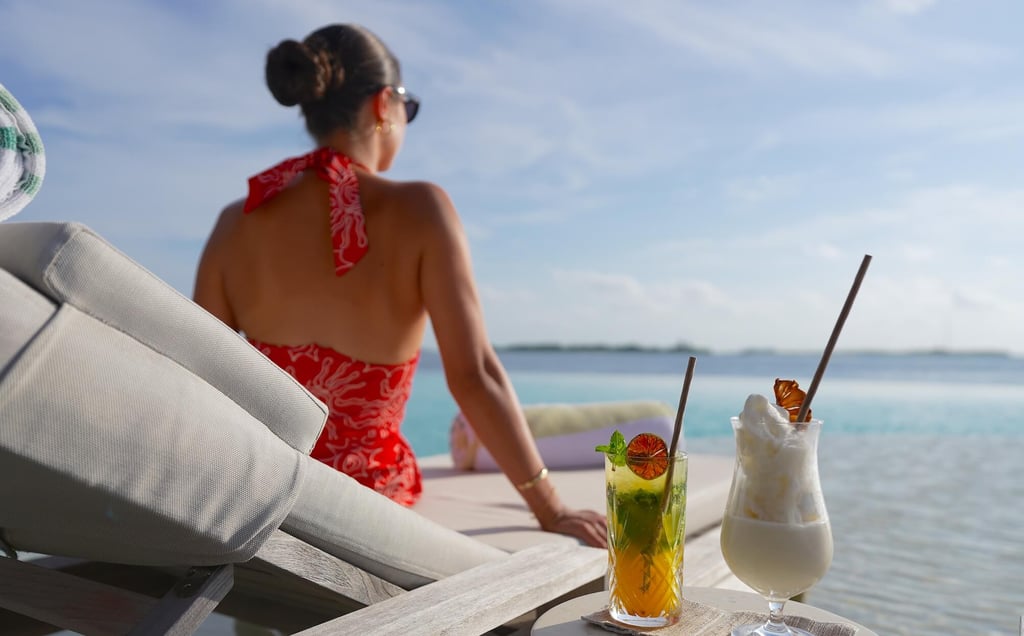 kudadoo maldives sunset cocktails