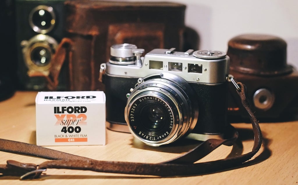 The Timeless Charm: Rediscovering the Joy of Film Photography in a Digital World