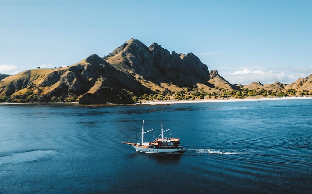 trip labuan bajo 3 hari 2 malam