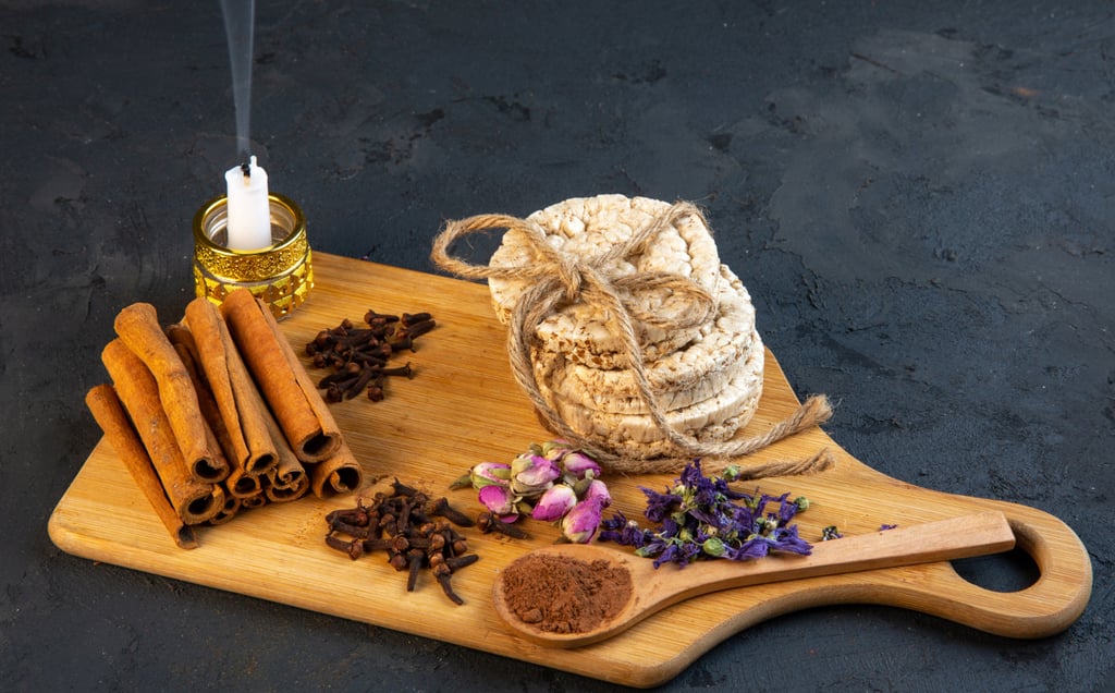 a bag of cinnamon cinnamons and cinnamons which use in herbal medicine