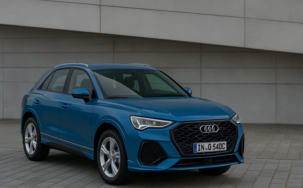 Novo Audi Q3 2025 chega mais tecnológico e ganha versão híbrida plug-in