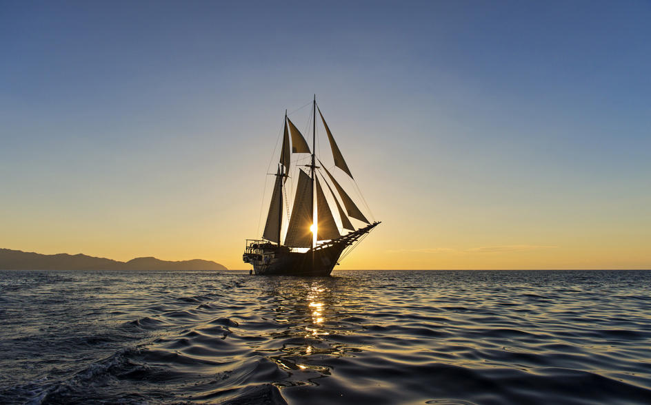 Amanwana Resort Moyo Island