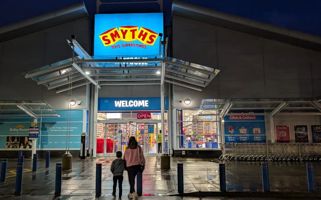 SMYTHS TOYS SUPERSTORES - Now at 'West Quay Retail Park', Southampton.