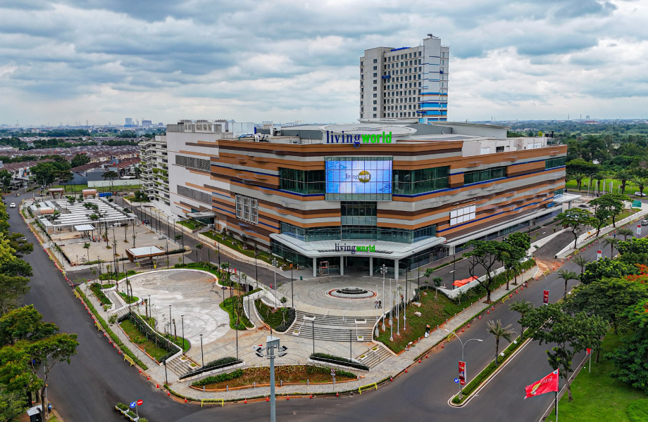 Mall living world grand wisata bekasi