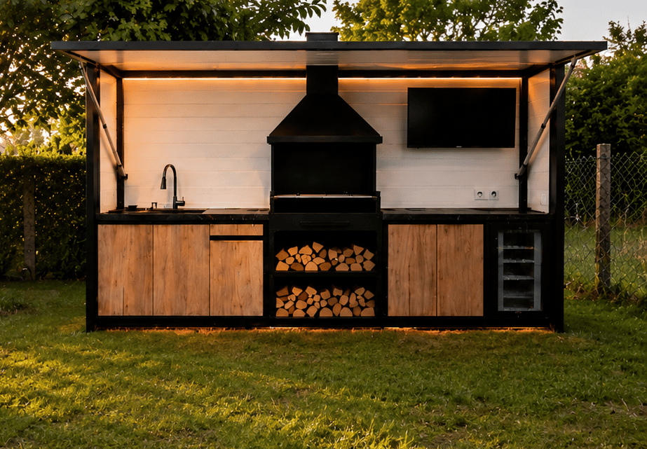 cocina modular con barbacoa de carbón