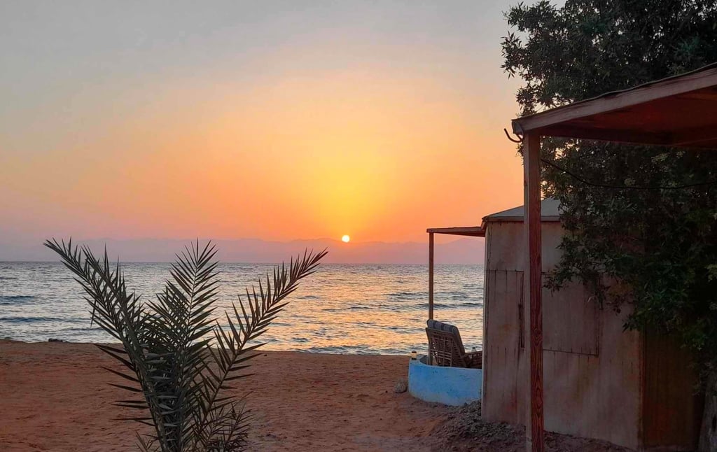 エジプトのビーチでの日の出