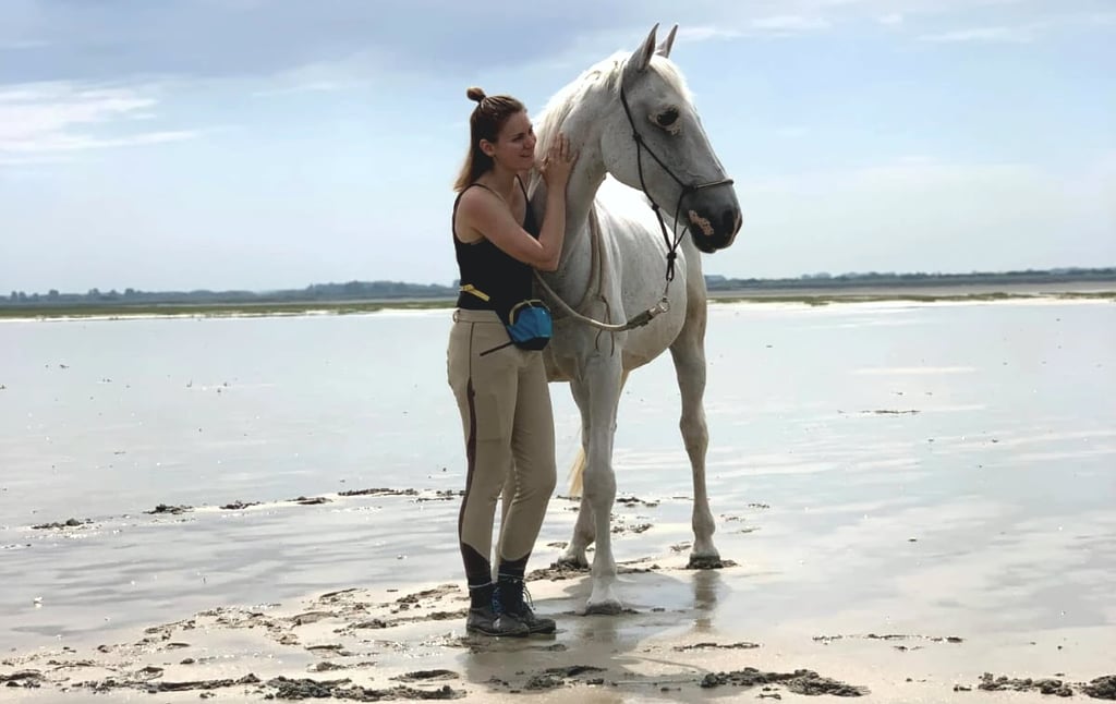 complicité cheval plage