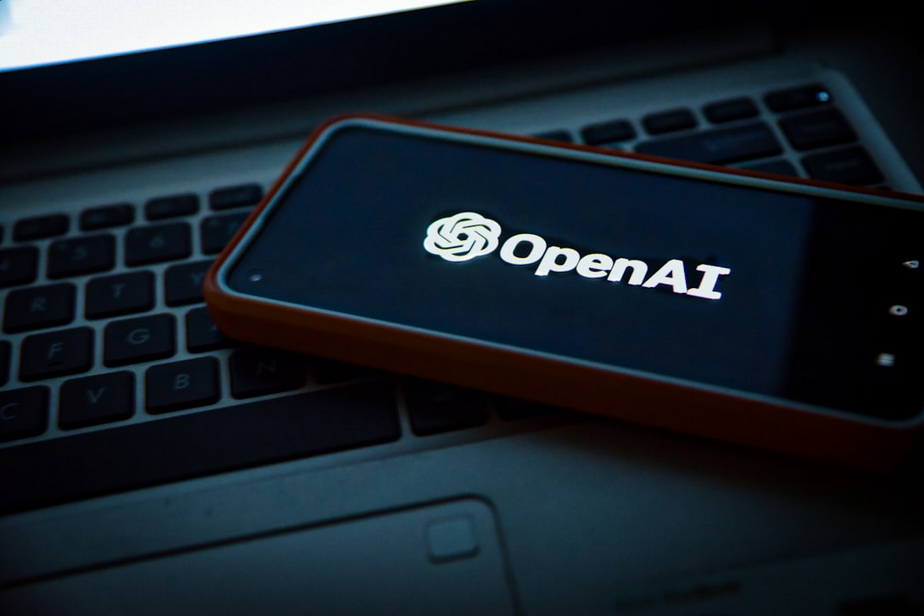 OpenAI desenvolve ferramenta de música com IA para gerar composições a partir de texto e áudio