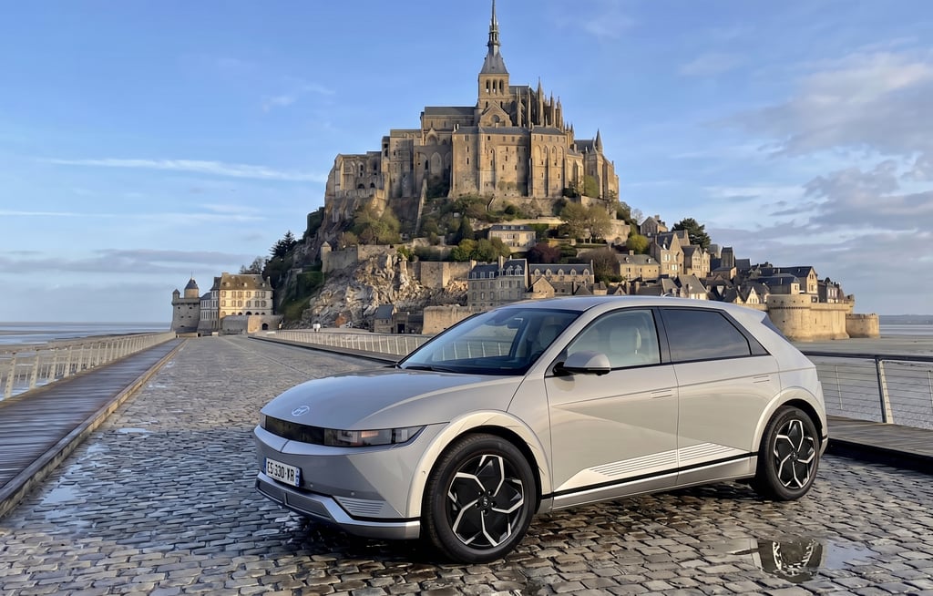 ionq 5 in front of mont saint michel