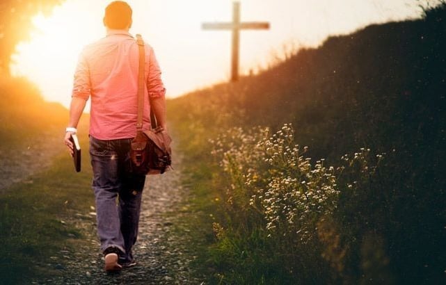 man walk to the sunset