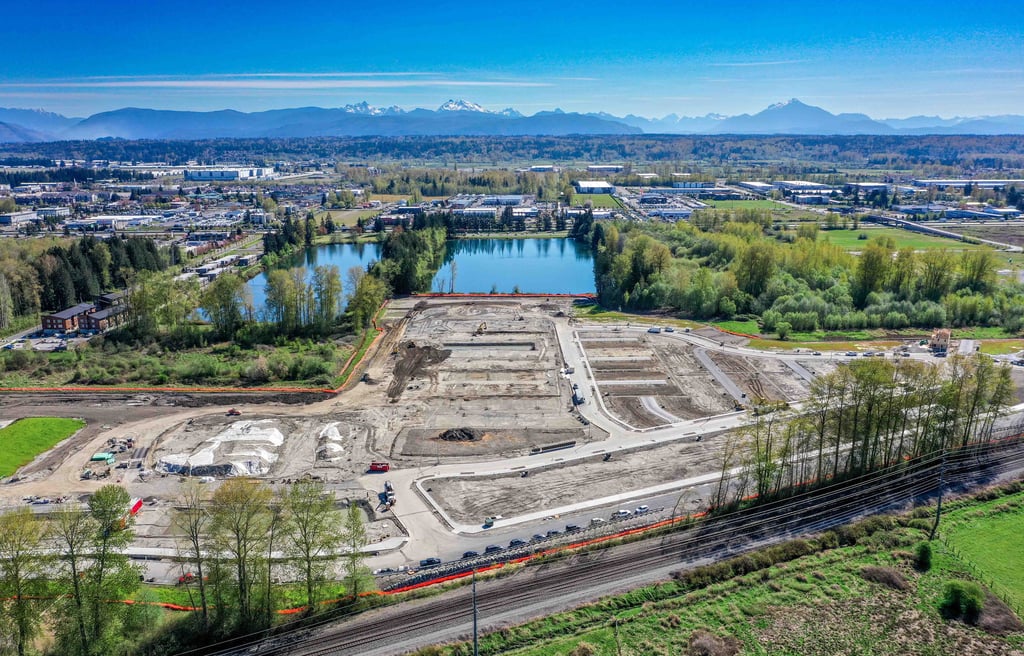 Hummingbird Crossing Development in progress to build new town homes in Marysville WA.