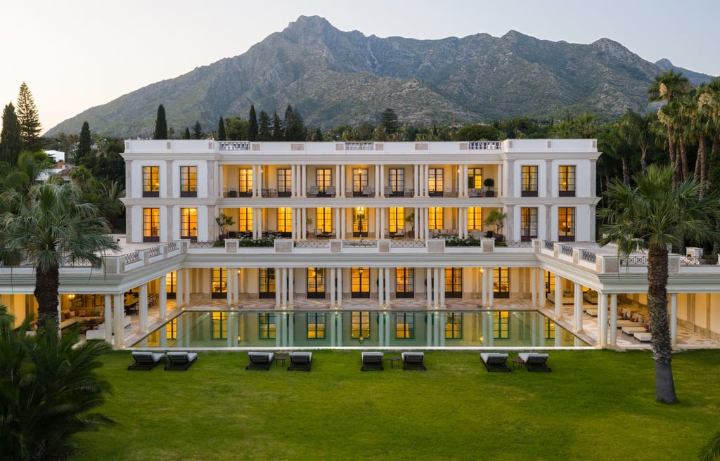Dusk view of Villa La Favorita in Marbella