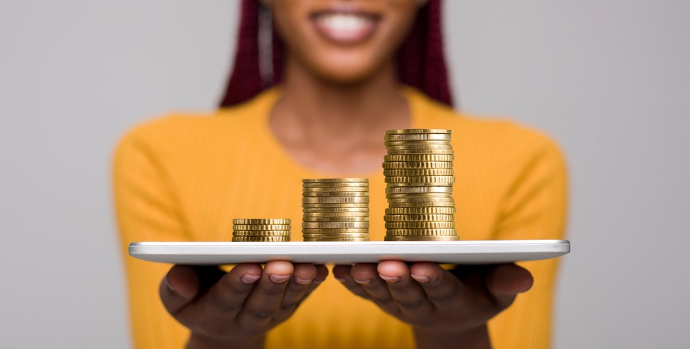 Lady with money management principles