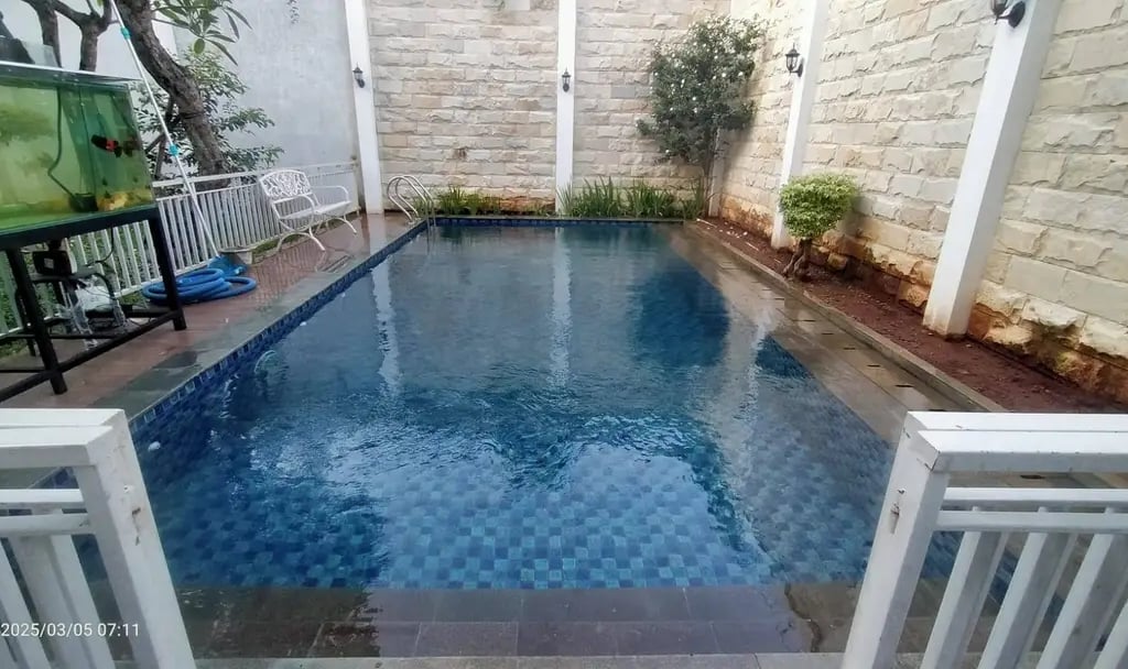 desain Kolam Renang Pribadi di Bandung
