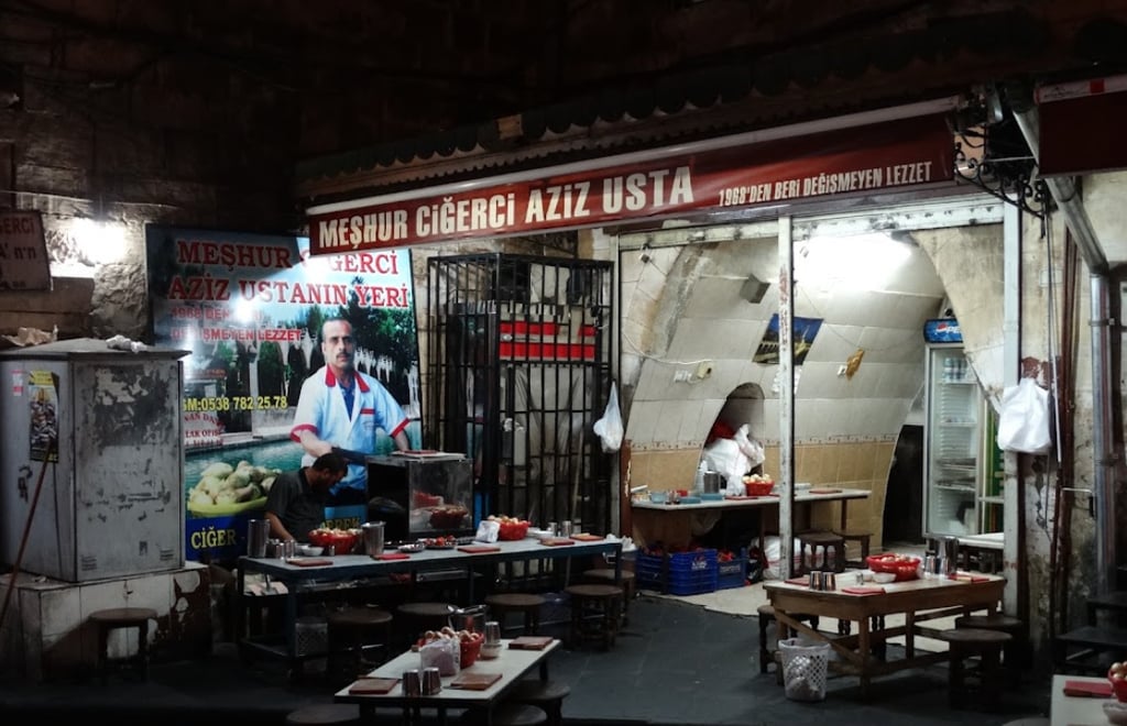 Meşhur Ciğerci Aziz Usta