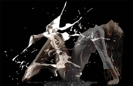 montage image femme et liquide