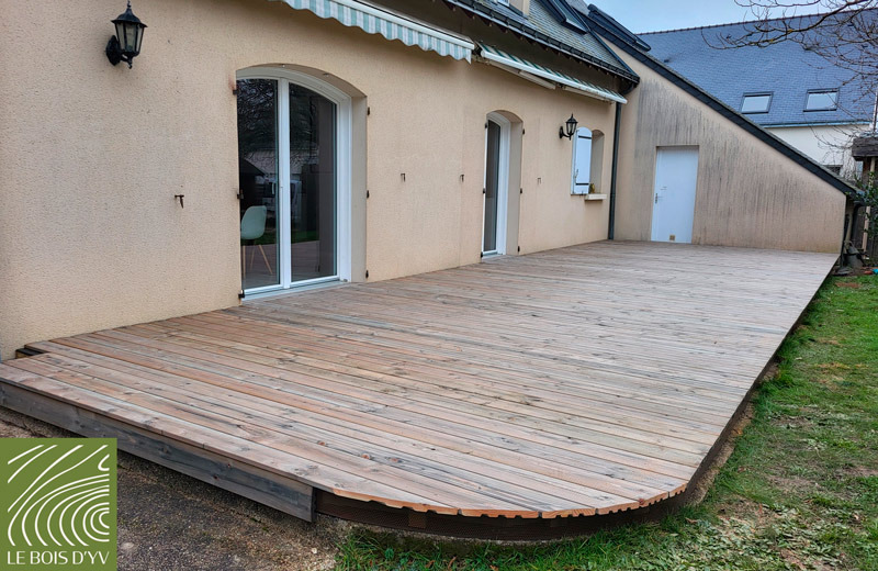 terrasse bois en douglas teinté