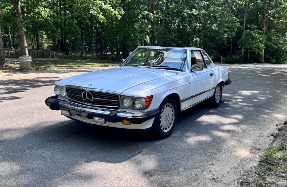 While Benz Full mobile auto car detailing 
