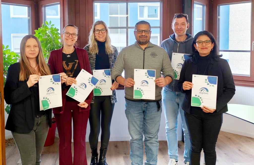 Gruppenbild Digitmi Teilnehmer*innen